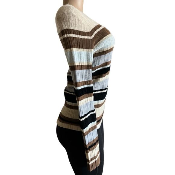 Theory women’s striped wool-blended Sweater in Nocolor. - Picture 3 of 6